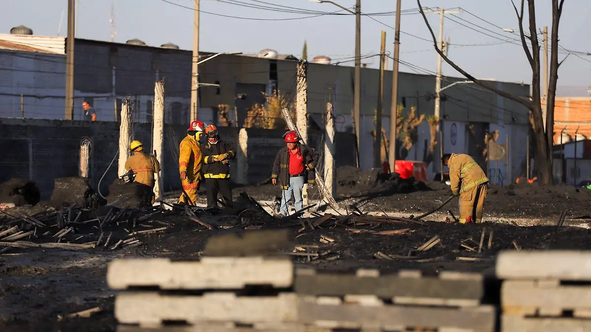 Incendio en V Amador Soledad (1)